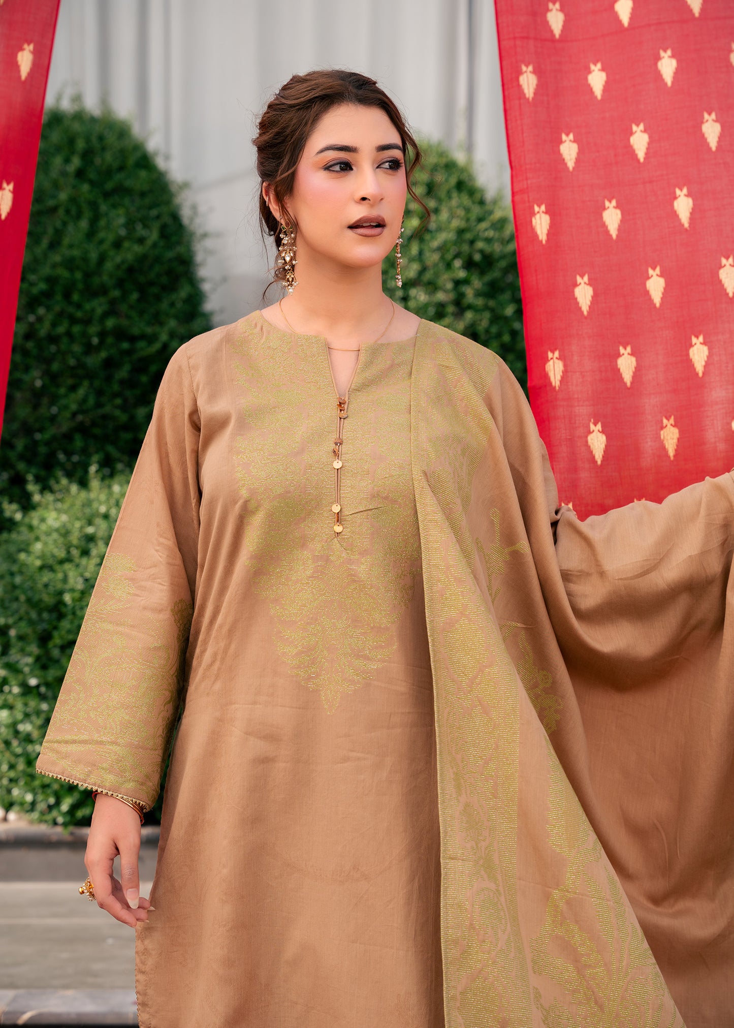 Skin Glow Jacquard 3 Piece