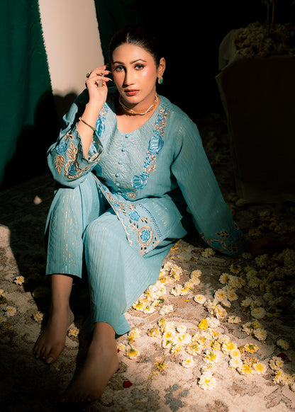 Aqua Zeenat – Embroidered Karandi Two-Piece
