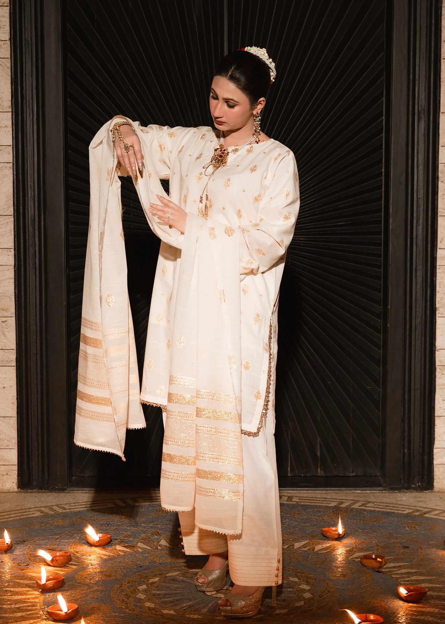 Zarqash – Copper Luxe Jacquard Three-Piece