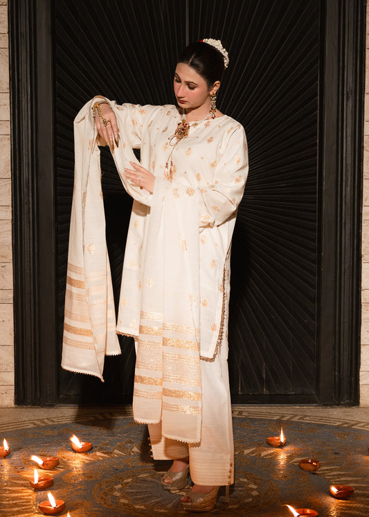 Zarqash – Copper Luxe Jacquard Three-Piece