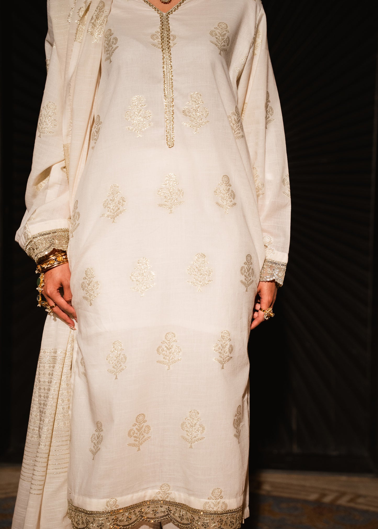 Mehr-e-Zar – Golden Jacquard Three-Piece