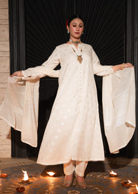 Noor-e-Silver – Regal Jacquard Three-Piece