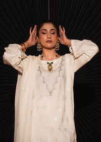 Noor-e-Safa – Silver Embellished Jacquard Three-Piece