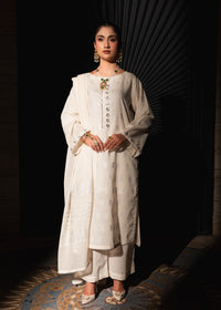 Safa-e-Noor – Silver Jacquard Three-Piece