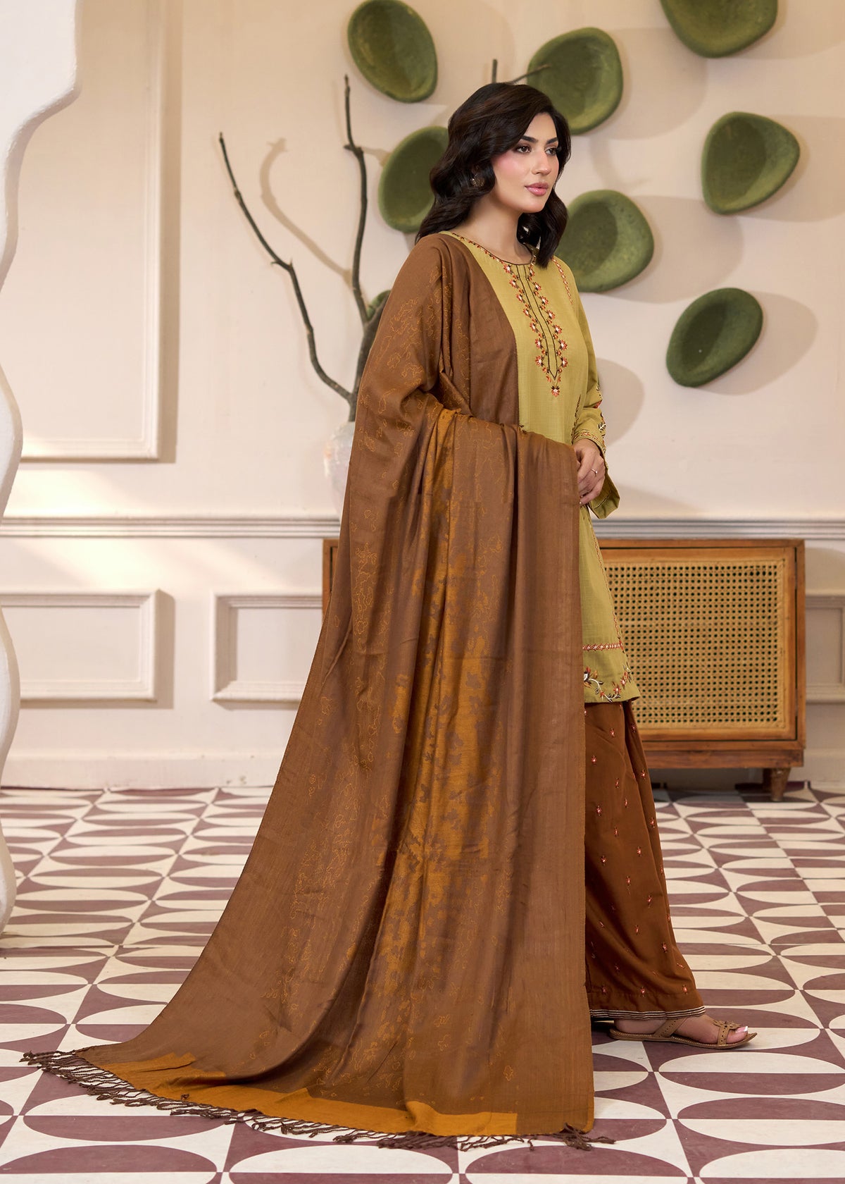 Bronze Brown Jacquard Shawl