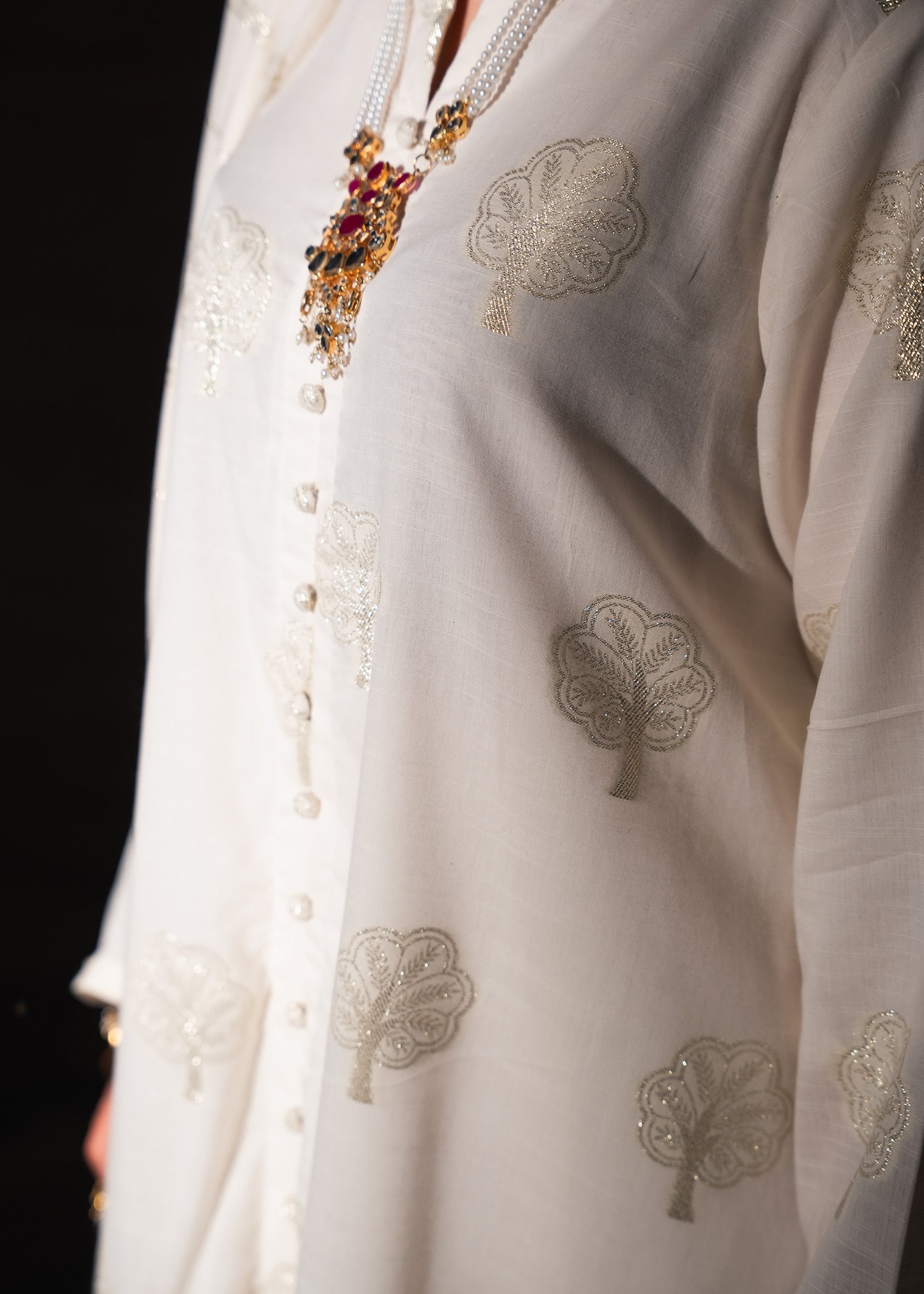 Zar-e-Noor – Golden Frock Style Jacquard Three-Piece
