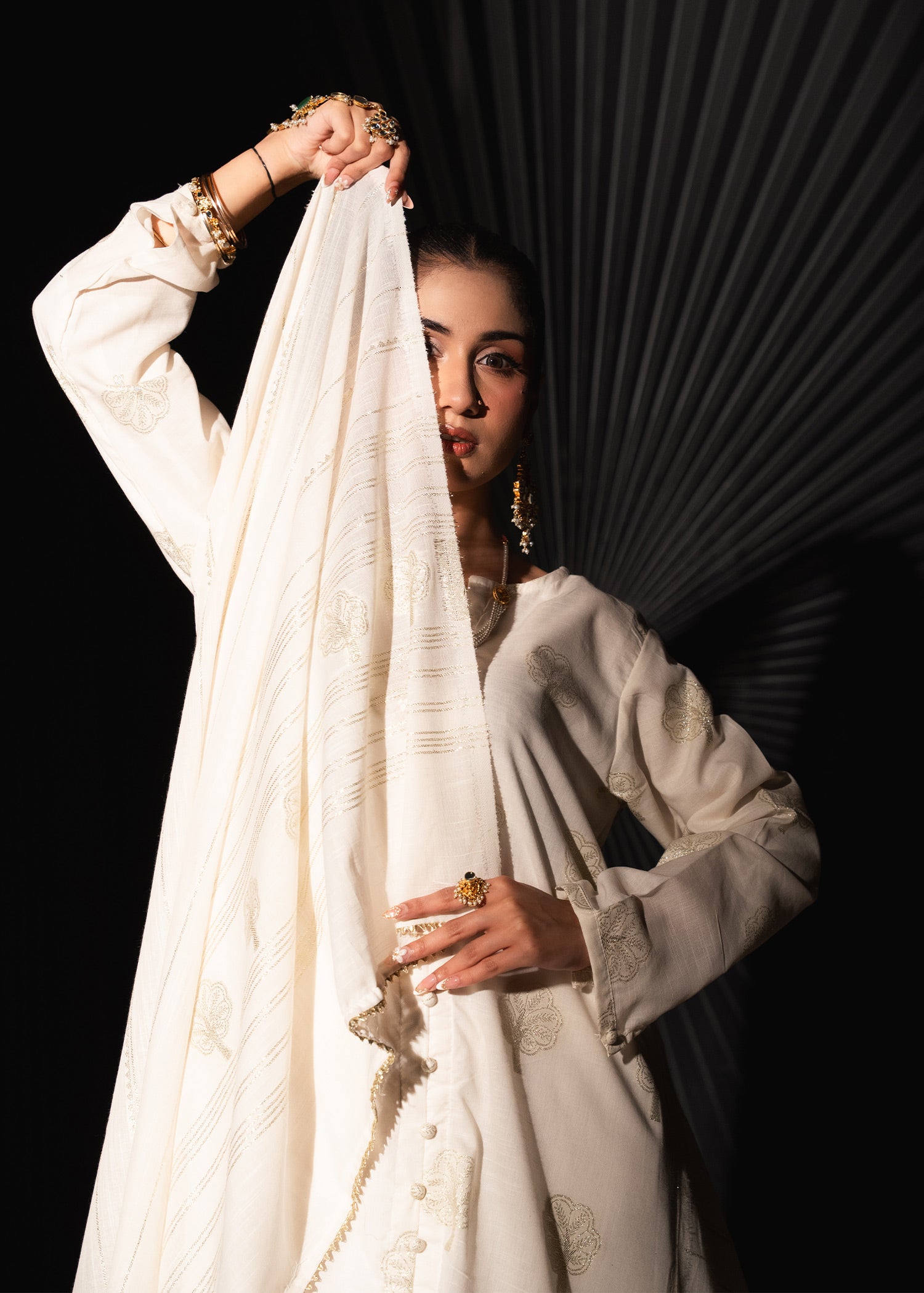 Zar-e-Noor – Golden Frock Style Jacquard Three-Piece