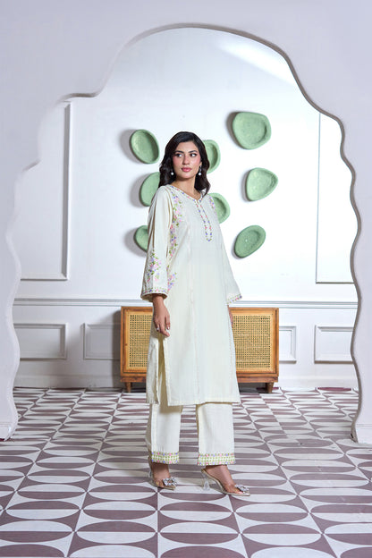 Fleuré Whisper-Off-White