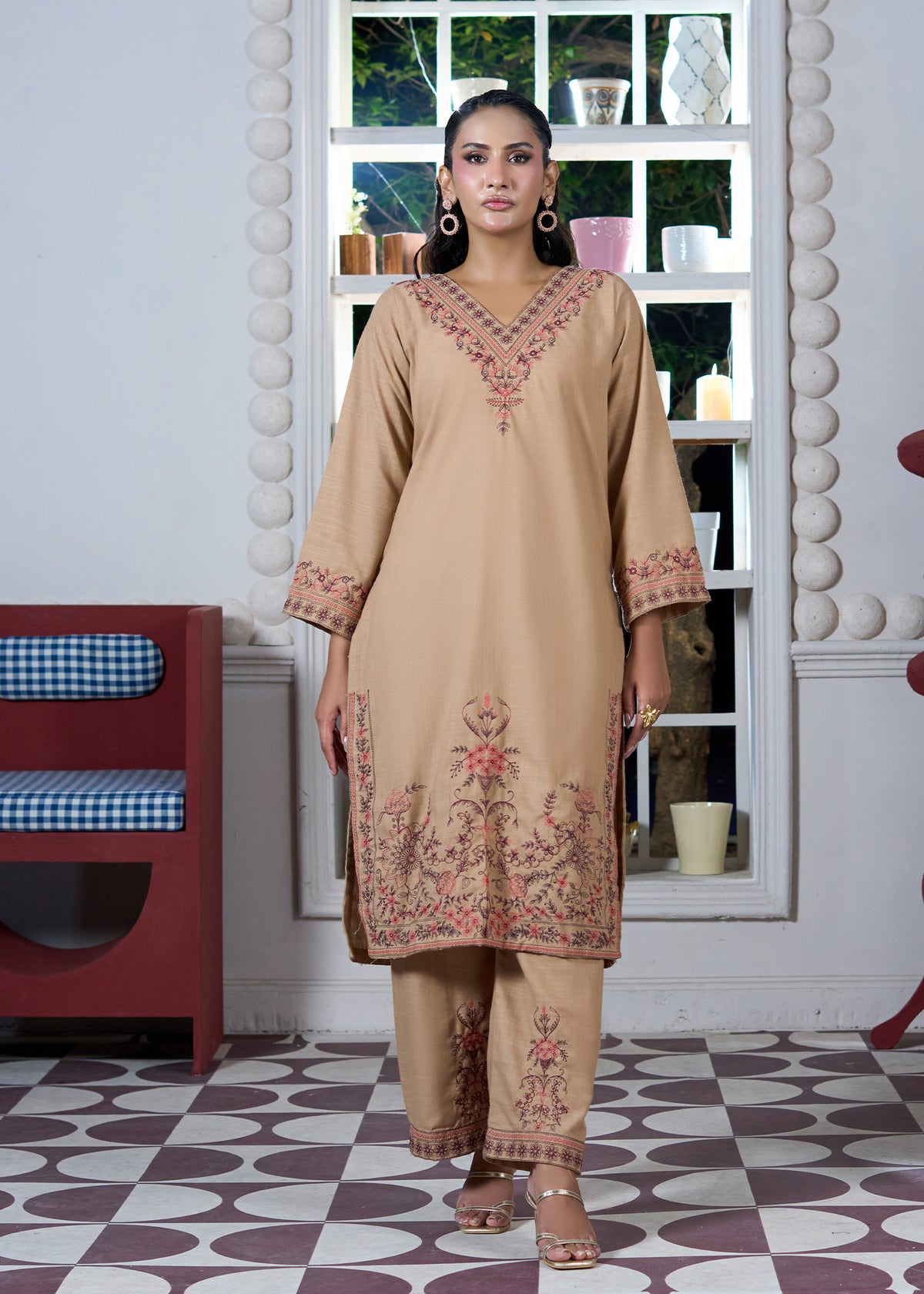 Antique Petale-Soft Beige